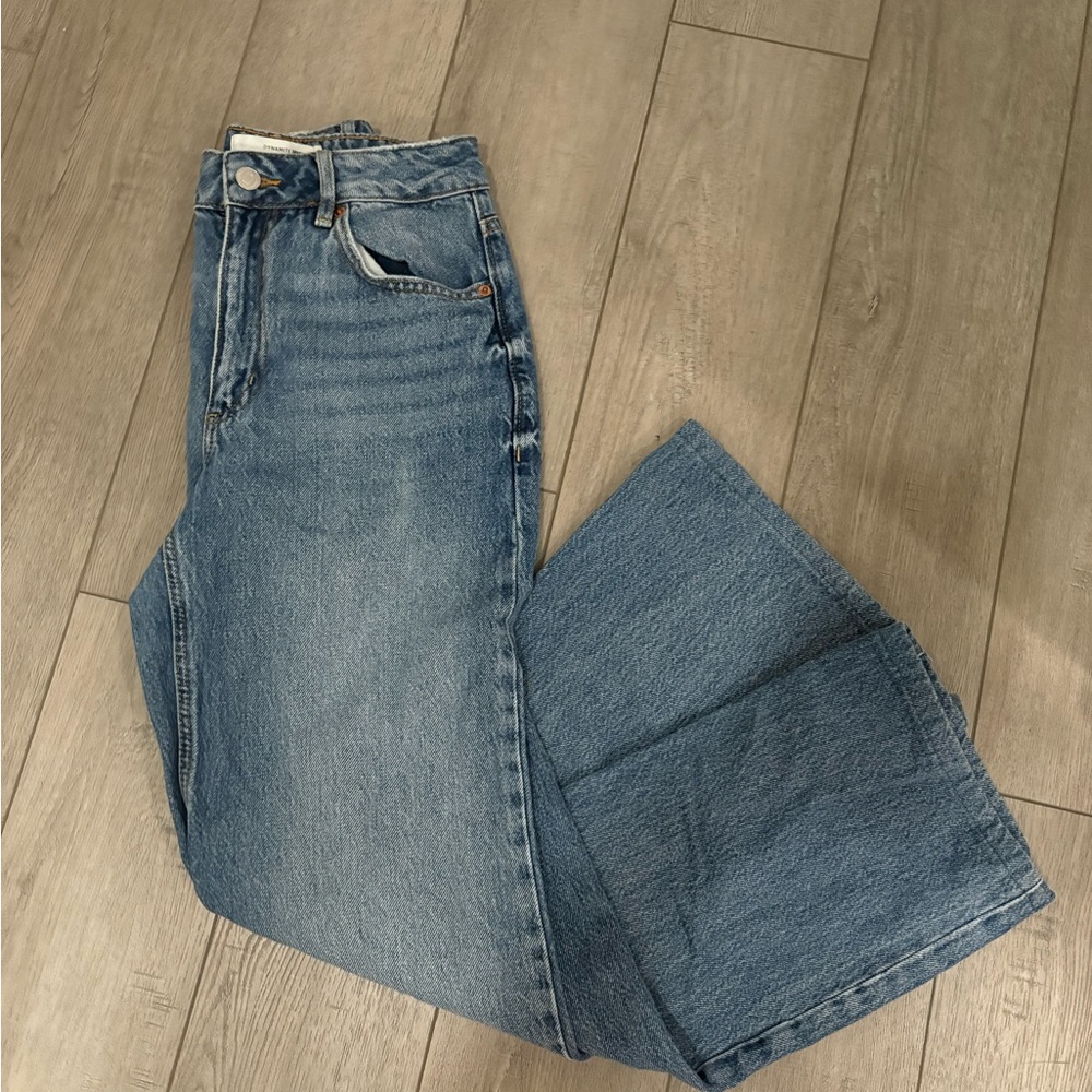 Dynamite Straight Leg Blue Jeans